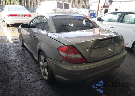 2006 Mercedes-Benz Slk 350 z USA, uszkodzony, nr VIN WDBWK56F66F103814